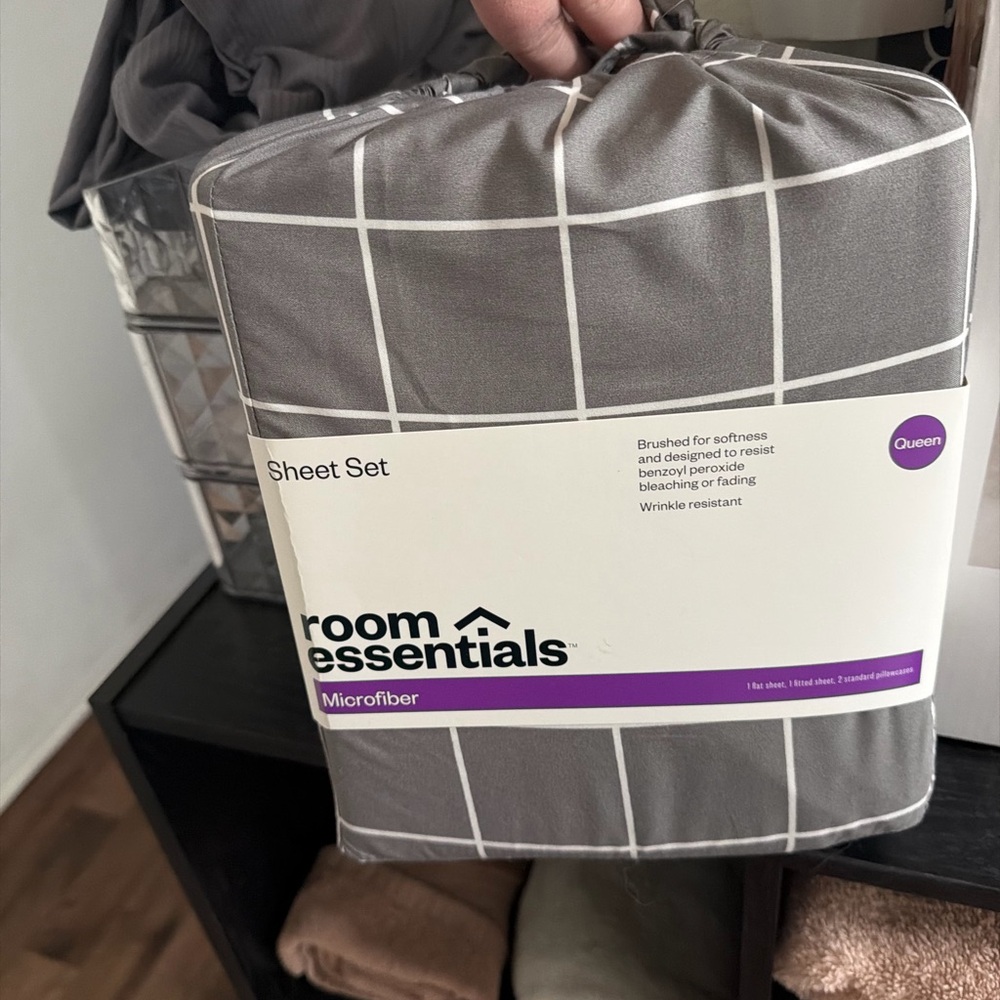 Room Essentials Gray Microfiber Sheet Set